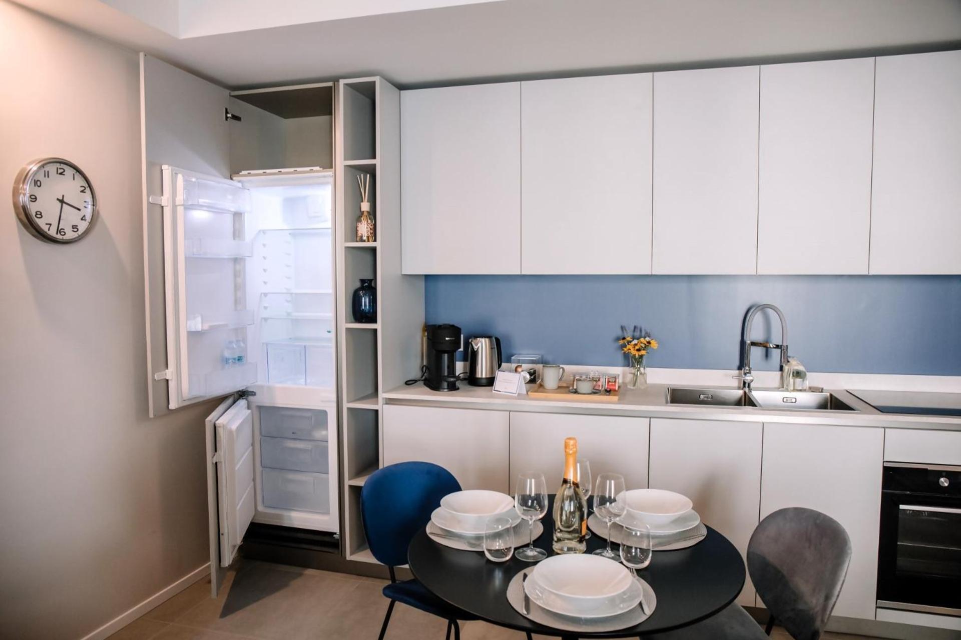 Elegant Beige Apartment - 5 Minutes From The Lake كومو المظهر الخارجي الصورة
